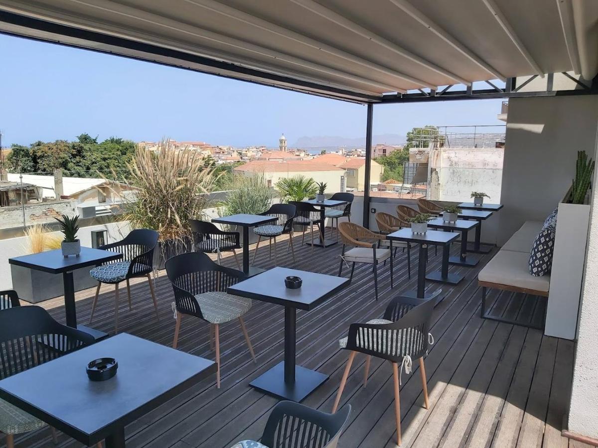 Central City Hotel Chania  Bagian luar foto