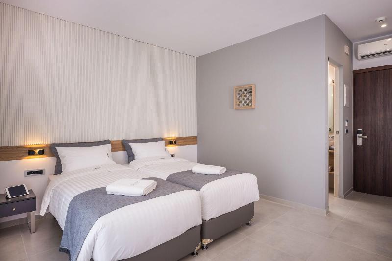 Central City Hotel Chania  Bagian luar foto