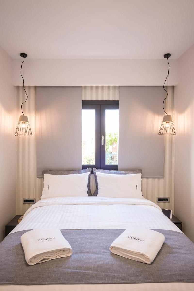 Central City Hotel Chania  Bagian luar foto