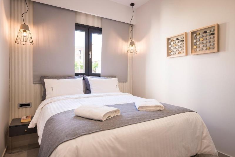 Central City Hotel Chania  Bagian luar foto