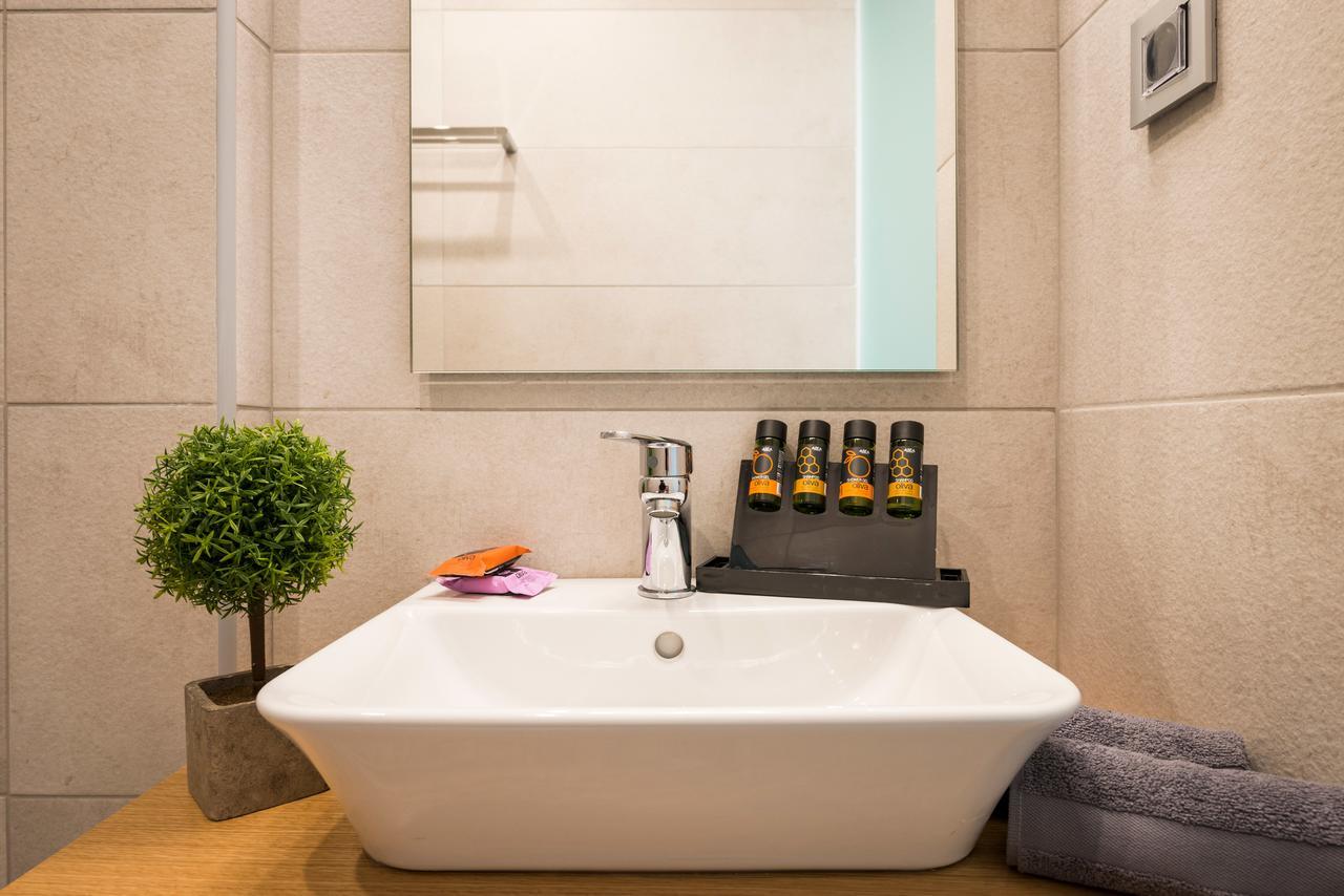 Central City Hotel Chania  Bagian luar foto