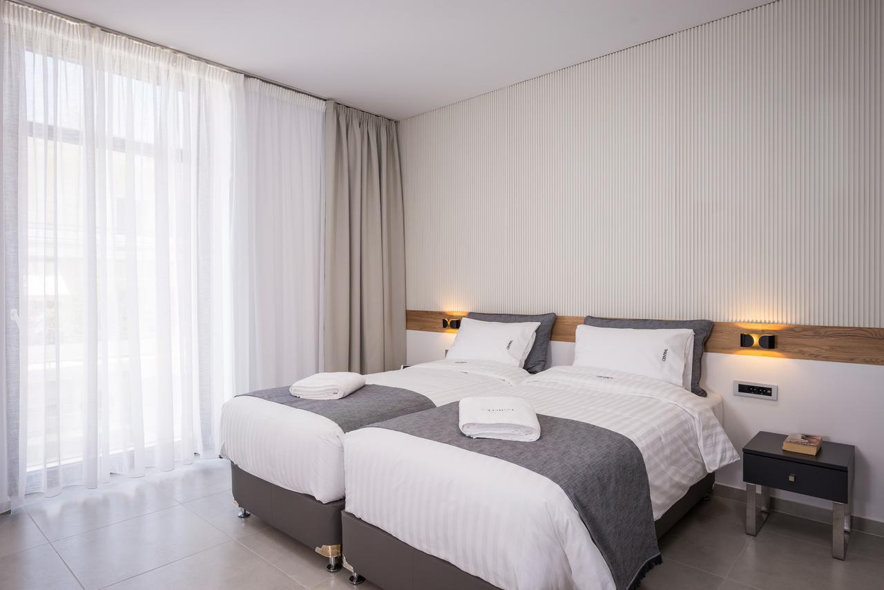 Central City Hotel Chania  Bagian luar foto