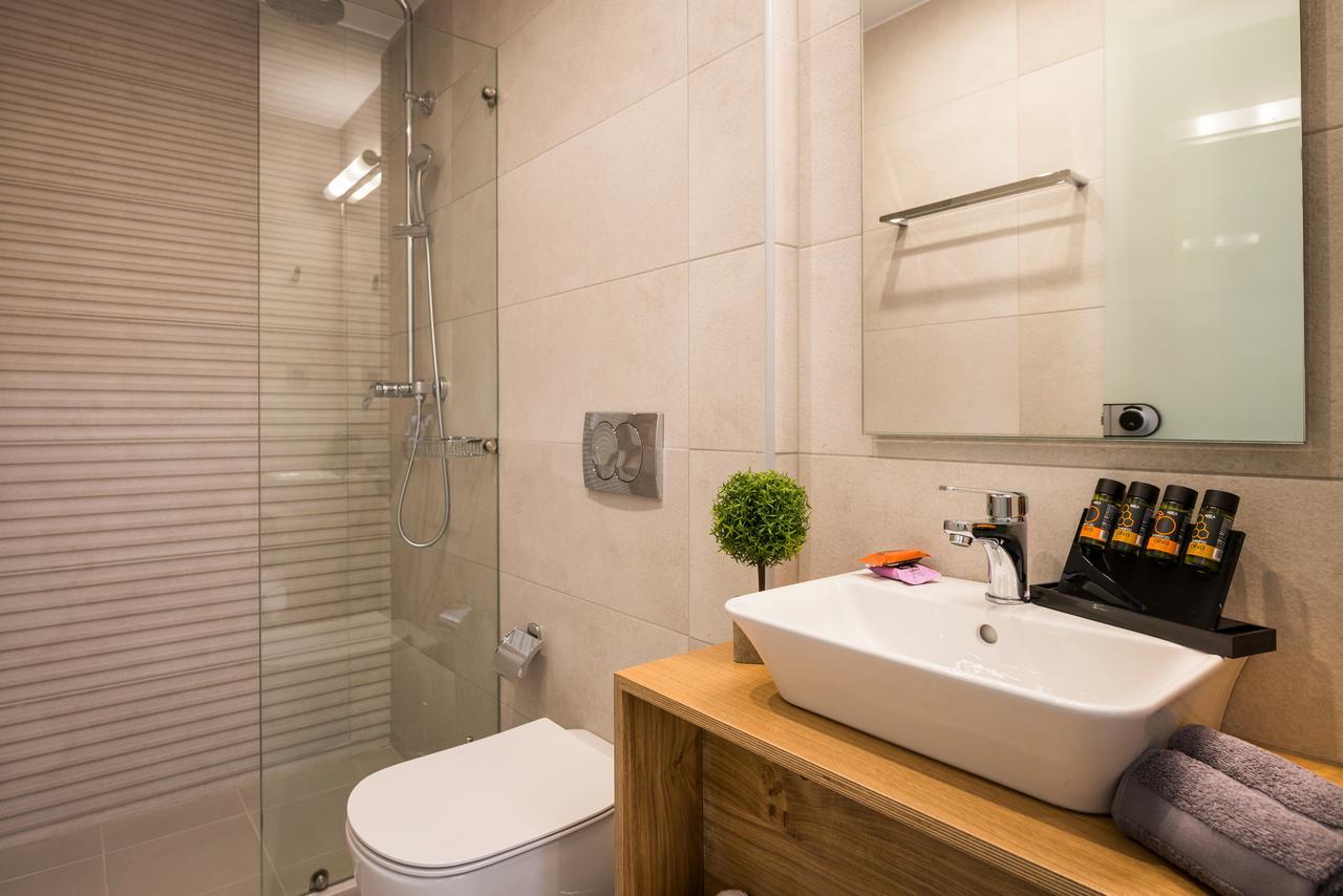 Central City Hotel Chania  Bagian luar foto