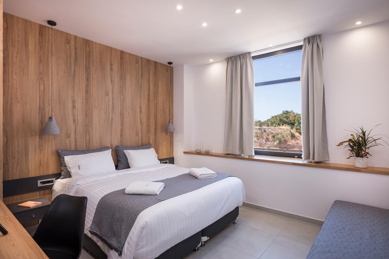 Central City Hotel Chania  Bagian luar foto