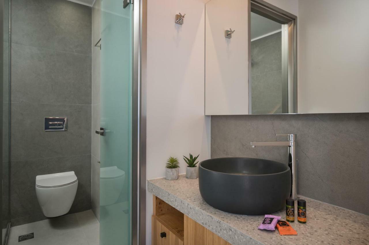 Central City Hotel Chania  Bagian luar foto